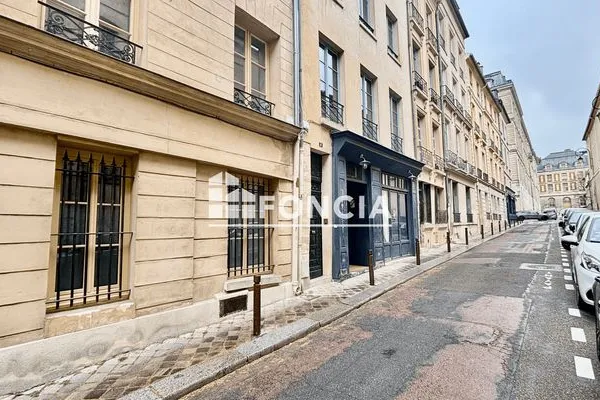 Studio 1 pièce 30 m²
