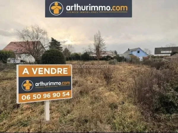 Terrain 887m²