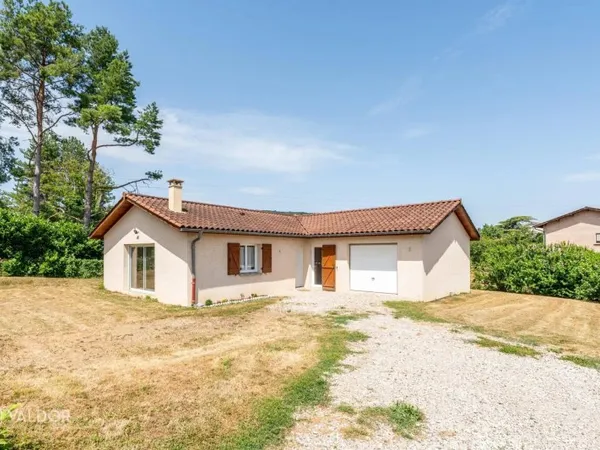 Maison familiale de plain-pied - Calme absolu à Lucenay (69480)