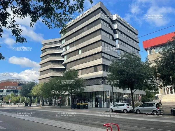 Bureaux 4538 m²