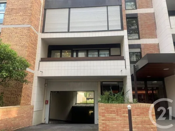 Parking 10 m²