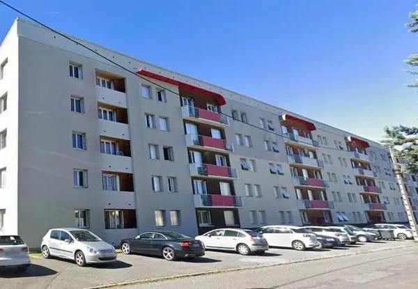 Appt 3 pièces (ravalement et isolation faits)