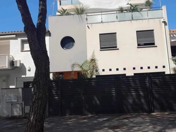 Duplex contemporain d'exception avec roof top et ascenseur privatif secteur prise