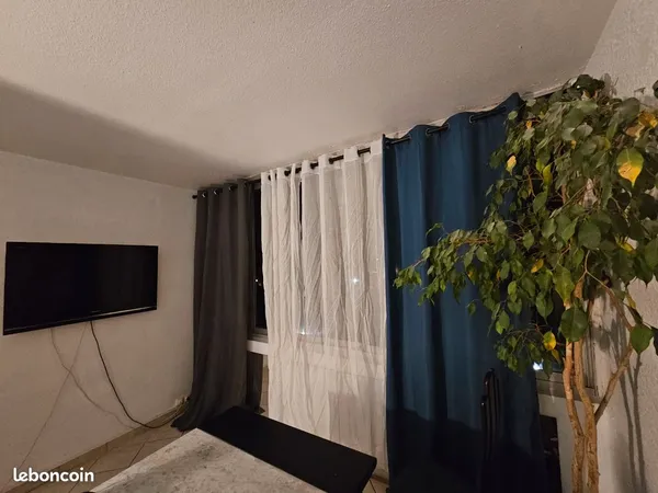 Colocation pour étudiante