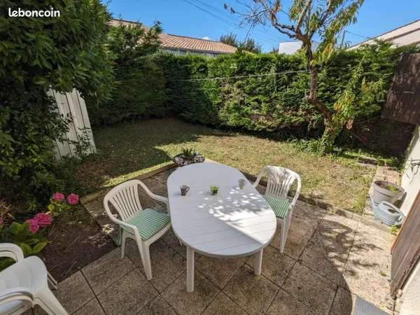 Appartement lumineux et calme avec jardin