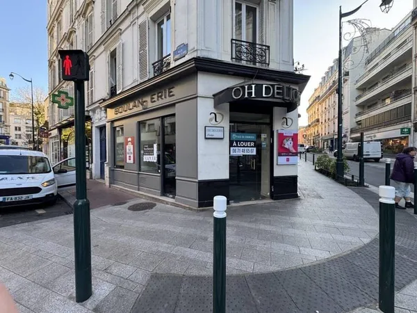 Boutique 2 pièces 140 m²