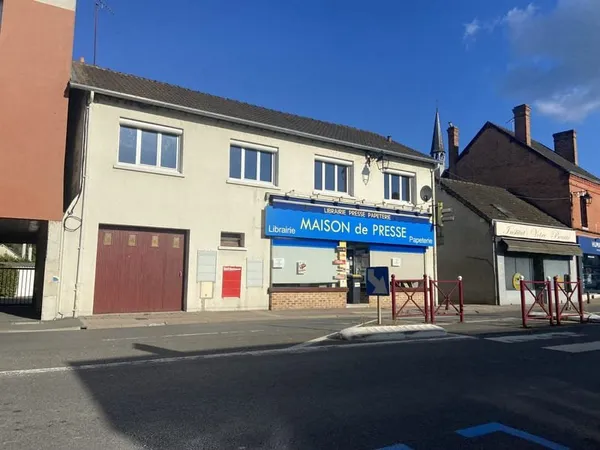 -Local commercial situé au coeur de la Sologne