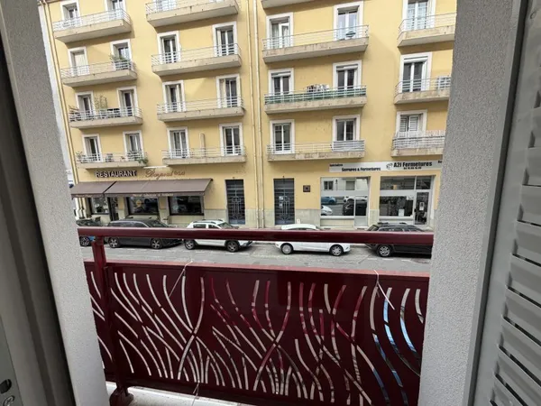 Appartement de type 5 Grenoble Rue Marcel Porte Grenoble