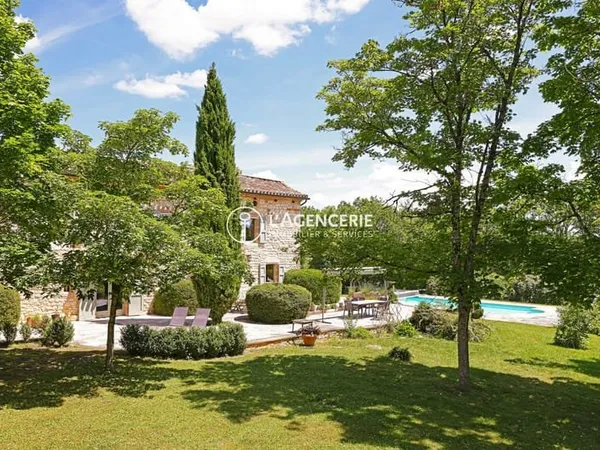 Domaine d'Exception au Coeur du Tarn