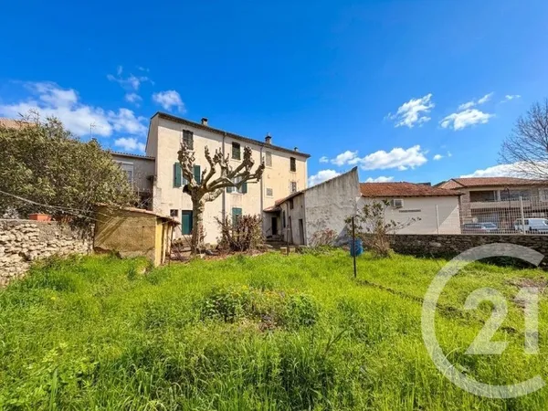 Maison 271 m²