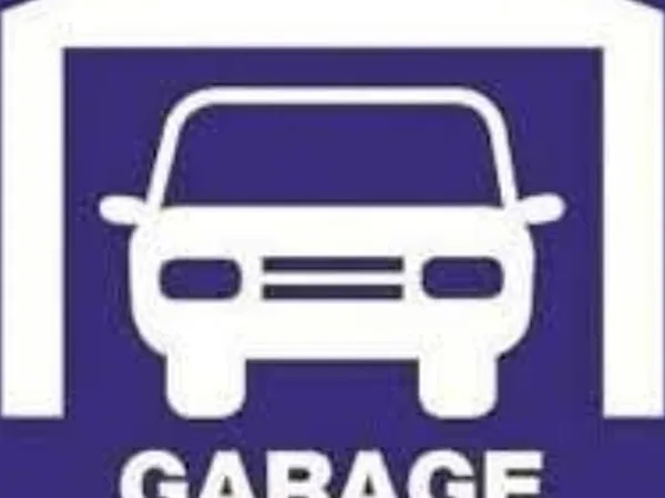 Parking/Garage