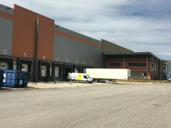 ENTREPOT LOGISTIQUE à LOUER
