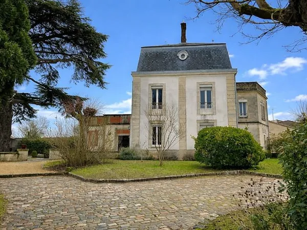 Maison de Maître proche du centre-ville