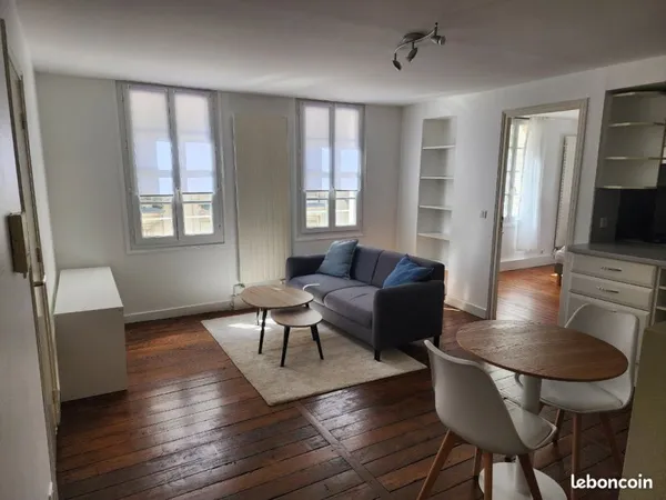 Appartement T2 meublé - 48m2 - Hypercentre - Quartier Grand Théâtre - 2ème étage