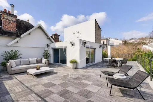 Maison 6 pièces 214 m²
