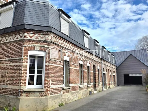 Propriété rare de 183m² à deux minutes des champs élysées