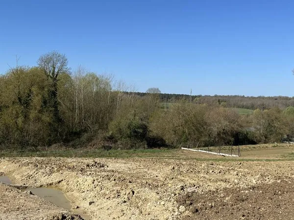 Terrain constructible 465 m²