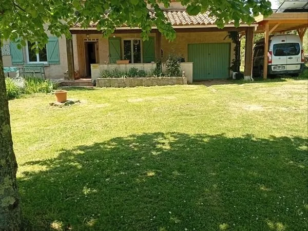 Jolie propriété de charme à Albieres dans les hautes corbieres,, à proximité du Bugarach ert des châ