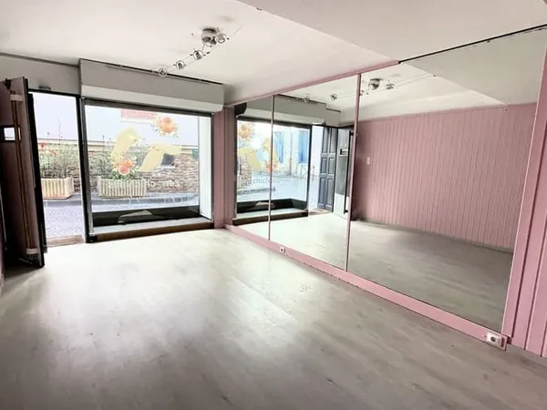 Local commercial 21 m²