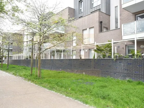 Appartement Bois d'Arcy 3 pièce(s) 62,56m², 2 chambres, SDB, 1 parking en sous-sol