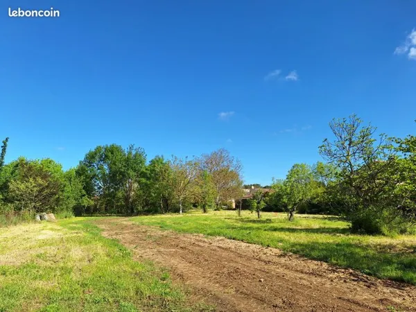 Terrain 1448 m2 - Plaisance du Touch