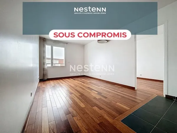 ISSY LES MOULINEAUX - FORT D'ISSY - A vendre un appartement 2 pièces au dernier étage avec une vue d