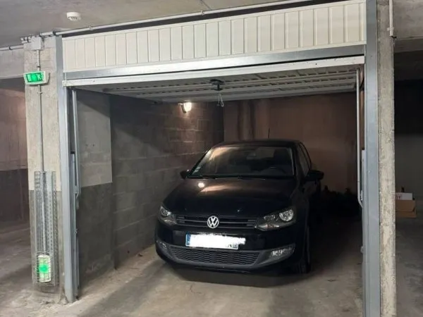 Parking 14 m²