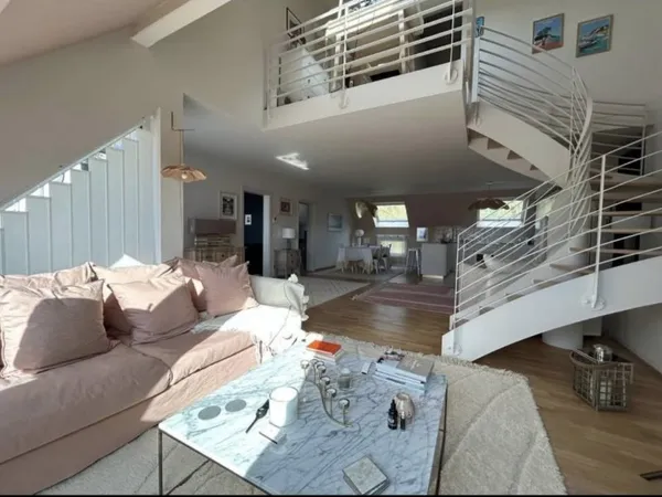 Location appartement duplex 158m²