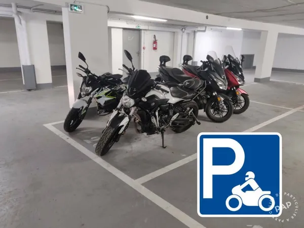 Garage/Parking