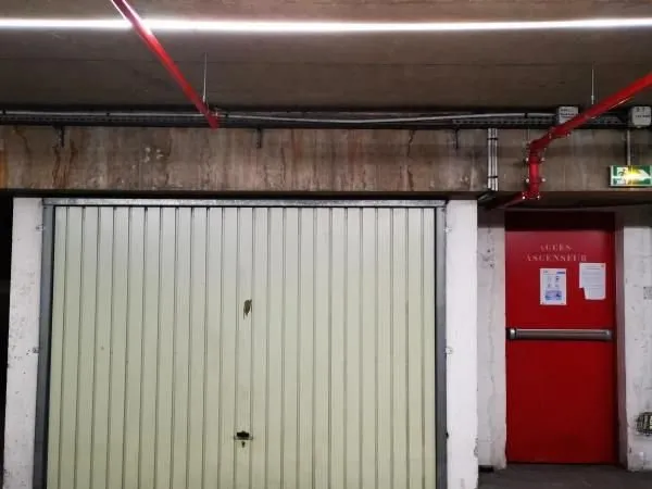 Garage/box 14 m² Paris