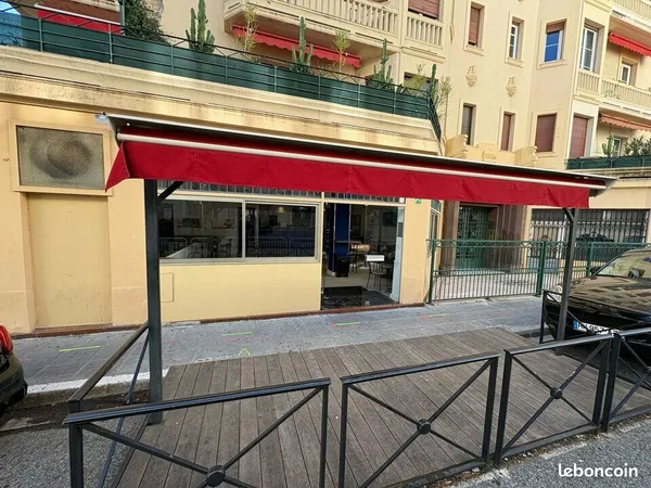 Local commercial 90 m² NICE