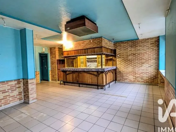 Bâtiment 1 pièce 239 m²