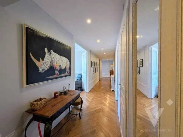 Appartement haussmannien 182 m² - 6 pièces - Hyper centre - Lumineux - Sans vis-à-vis