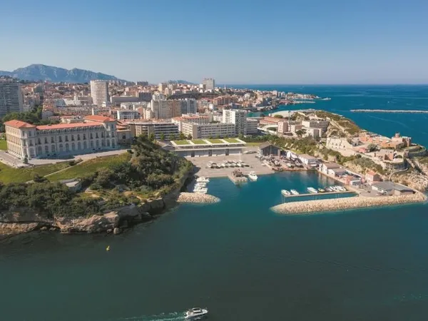 Stationnement Vente Marseille   19630€