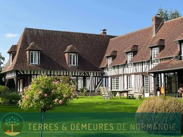 Maison 10 pièces 285 m²