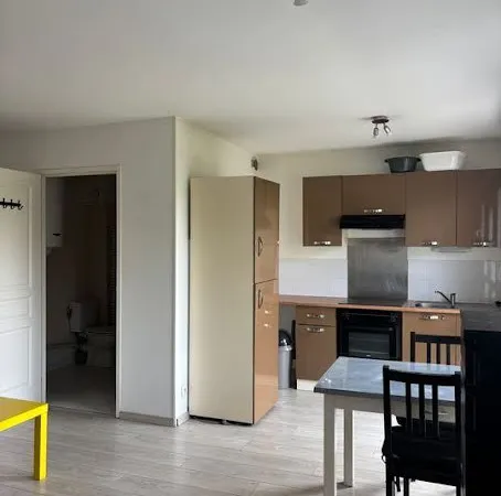 Studio 1 pièce 28 m²