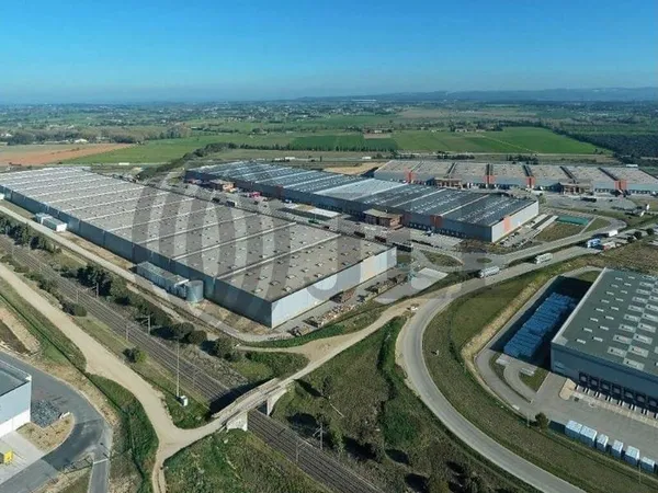 Entrepôt 5531 m²