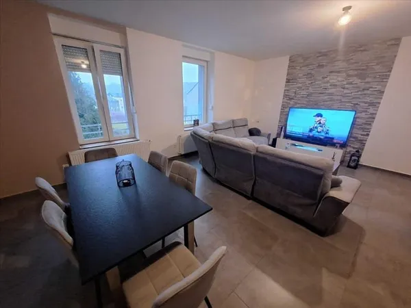 LONGWY-BAS : APPARTEMENT 2 CH + GARAGE