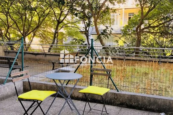 Studio 1 pièce 19 m²