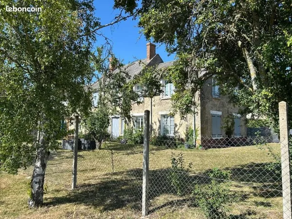 Maison individuelle 7 pièces 190 M2 Coulmiers