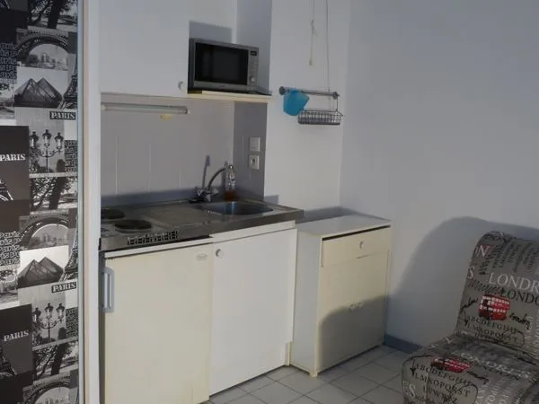 Studio meublé tout équipé