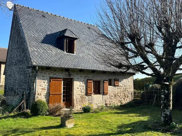 MAISON DE CARACTERE