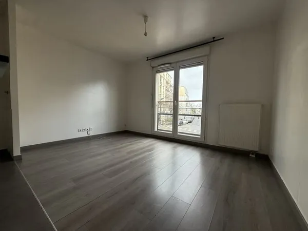 APPARTEMENT 2 PIECES - CENTRE GARE