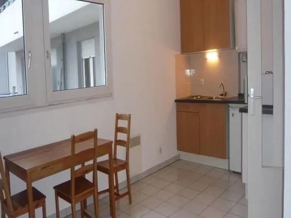 Studio 1 pièce 24 m²