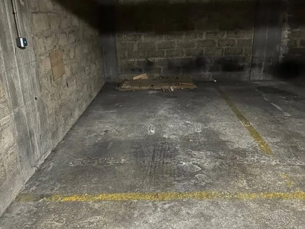 Parking 10 m²