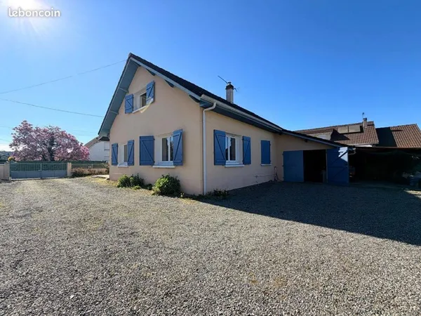Maison 5 pièces 140 m²