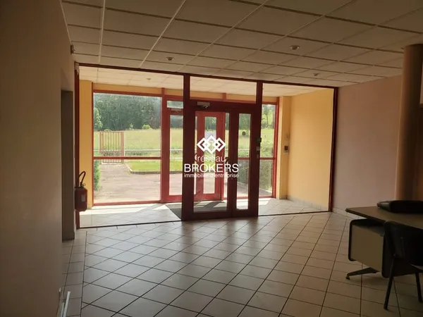 Bureaux 270 m²