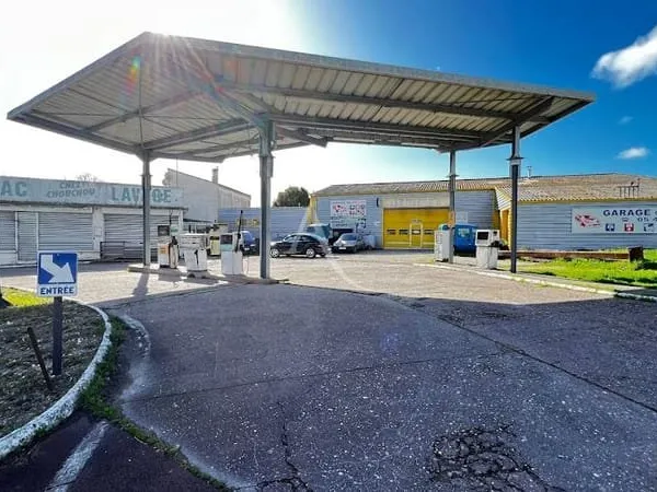 Maison 6 pièces 610 m²