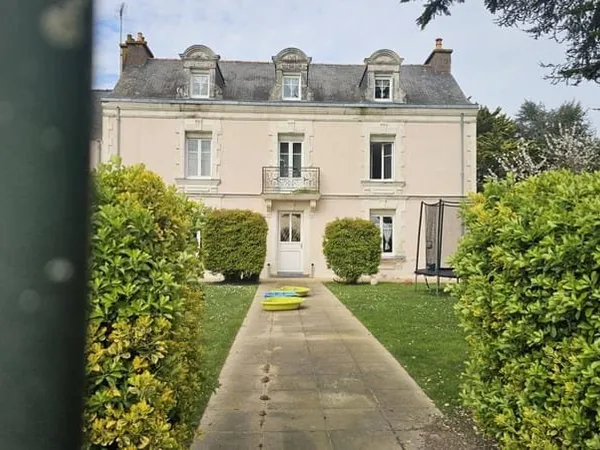 Maison 14 pièces 400 m²