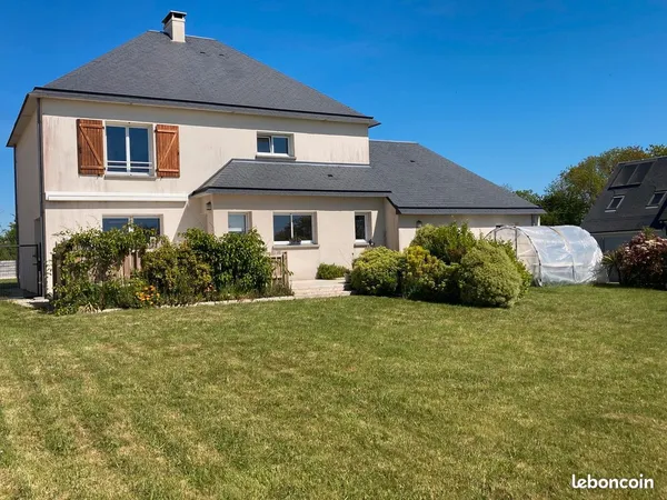 Maison 7 pièces 163m2